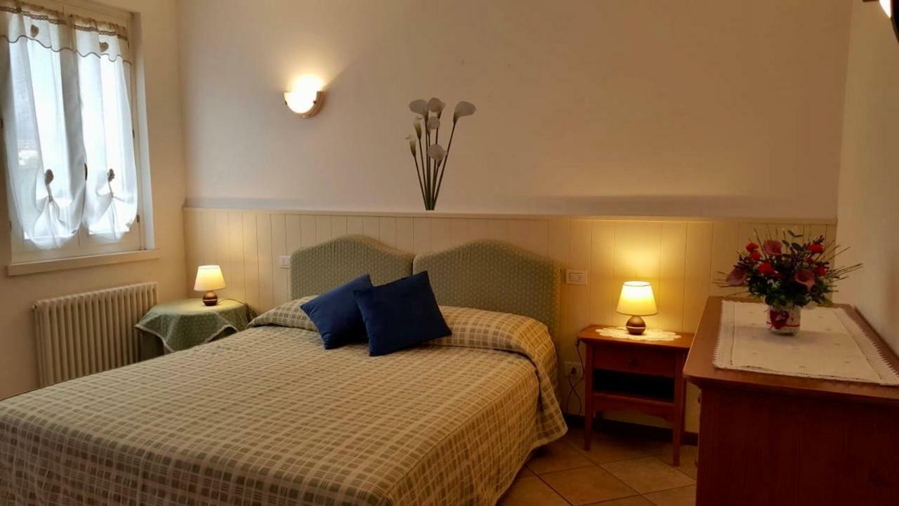 Ca Vettor Bed and Breakfast Affi Buitenkant foto